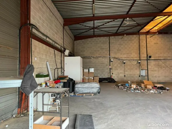 LOCAL D'ACTIVITE 360 m² SAINT SOUPPLETS