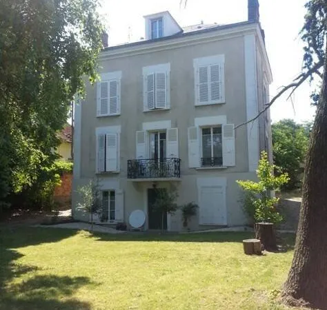 Immeuble 180 m²