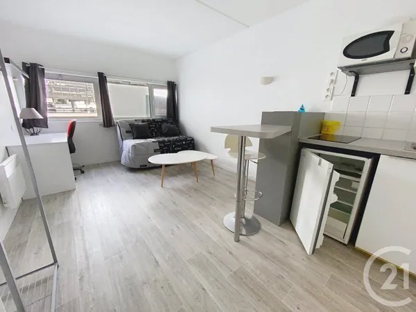 Studio 1 pièce 18 m²