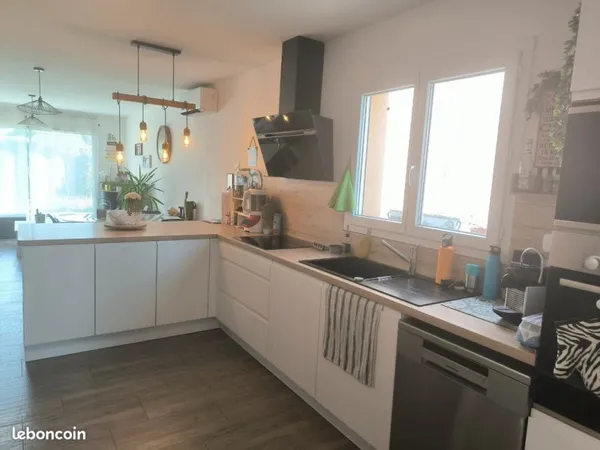 Vend villa T4