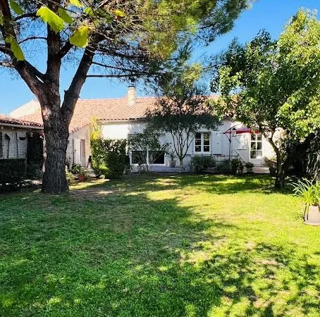 Maison 6 pièces 257 m²
