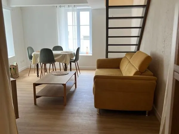 T3 meublé rénové - 58,7 m² - Centre Boulay (Location longue durée)