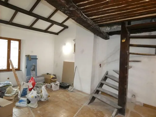 Appartement 4 p à finir de rénover