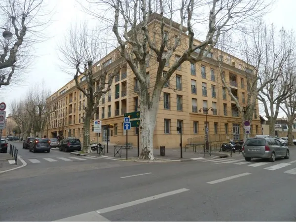 Loue appartement T2 53m² Immeuble de standing. Quartier Mazarin