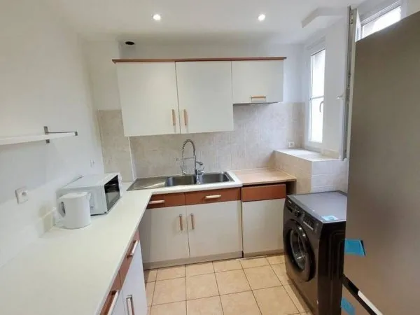 Appartement 4 pièces 15 m²