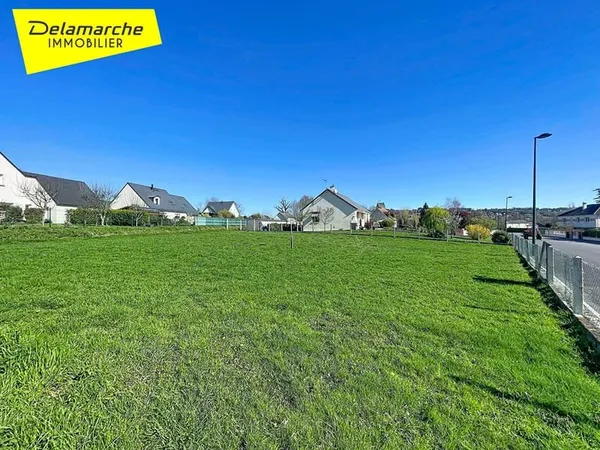 Terrain à bâtir 814 m² CENTRE BOURG DU VAL SAINT PERE