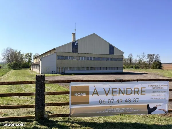 Local 2400 m² Dieulouard