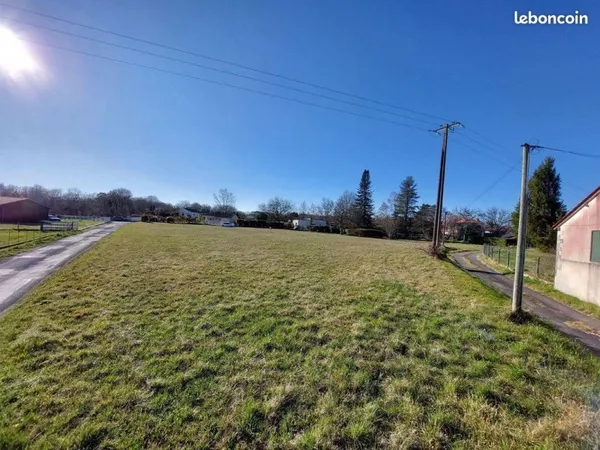 Terrain 2506 m² La Tour Blanche Cercles