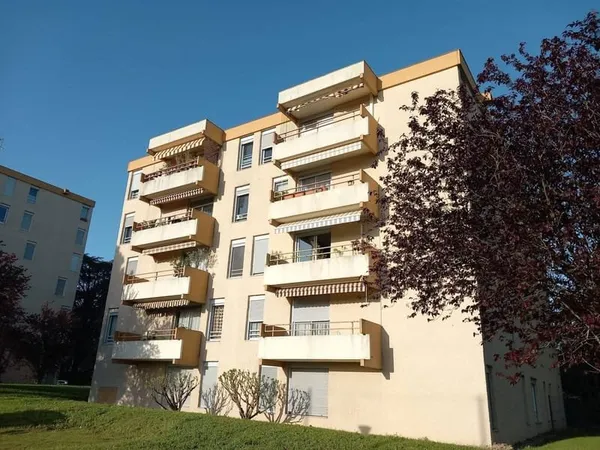 Appartement 4 pièces 82 m²