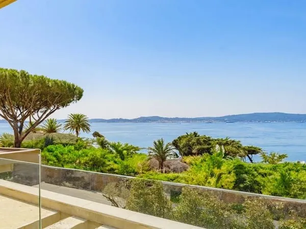 Maison 4 pièces 260 m²