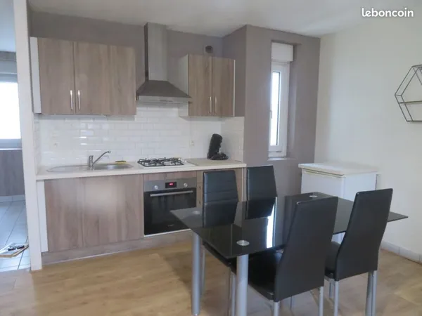 A louer appartement Type 2 meublé situé à Annecy proche de toutes les commodités