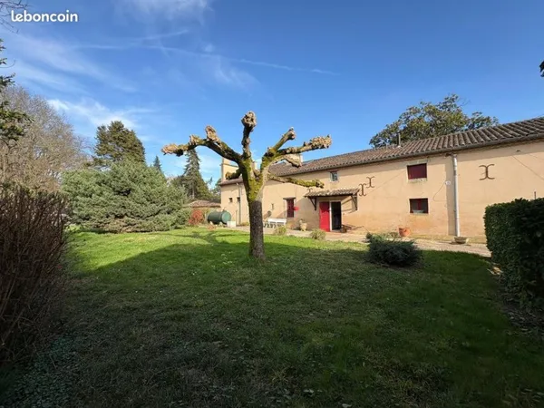 Maison 2 pièces 84 m²