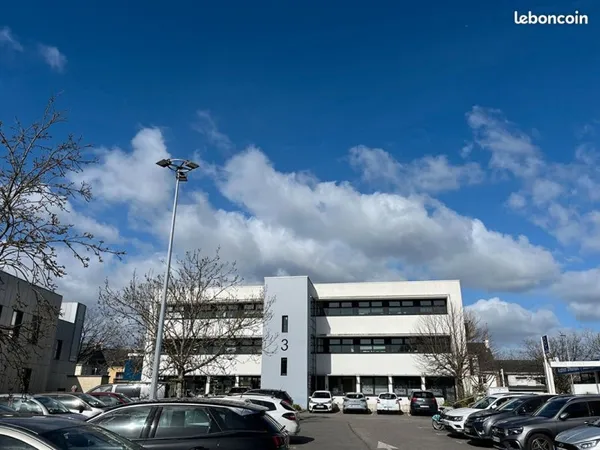 Bureaux 85 m² LORIENT