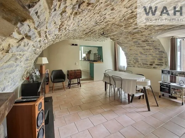 VENTE MAISON DE VILLAGE 3 PIECES + BUREAU - CAUSSE-DE-LA-SEL