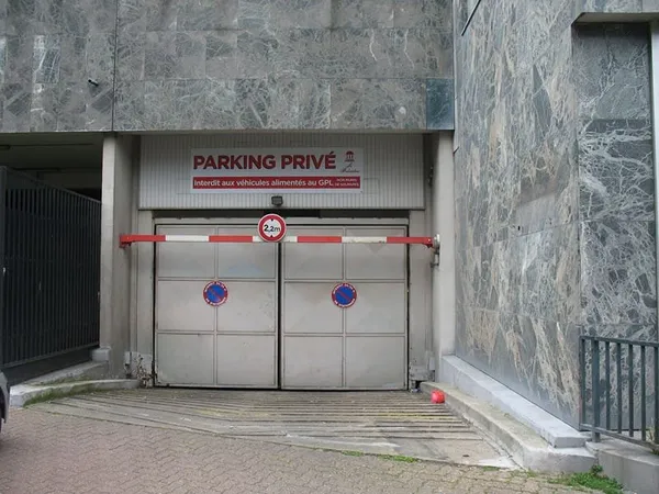 Parking 10 m²