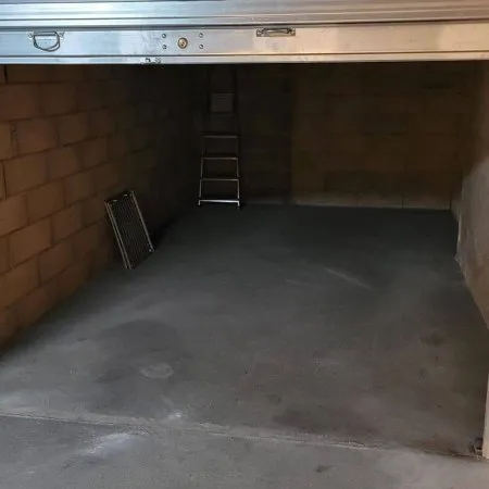 Parking 12 m²