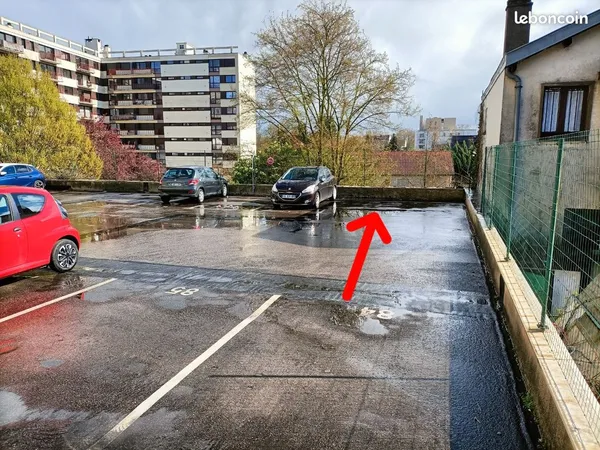 Place de parking extérieur dans résidence sécurisée d un quartier calme de Nancy
