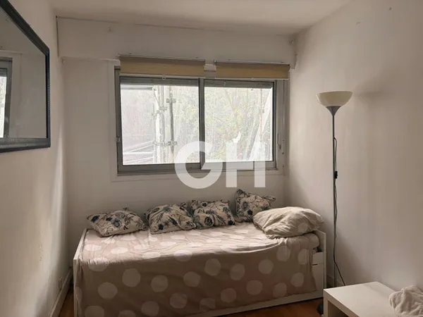 Appartement Paris 1 pièce(s) 13 m2