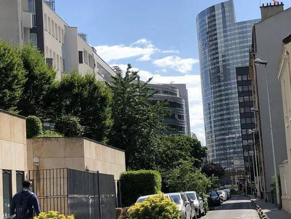 Stationnement Location Courbevoie   150€