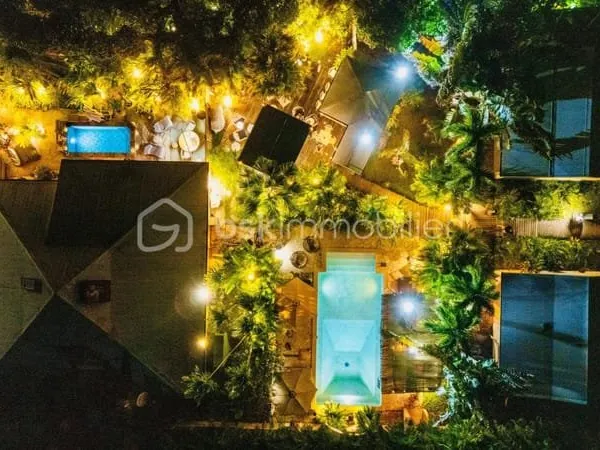 Ensemble immobilier d'exception composé d une belle villa T4/5 et d un fonds de commerce de 4 gîtes 