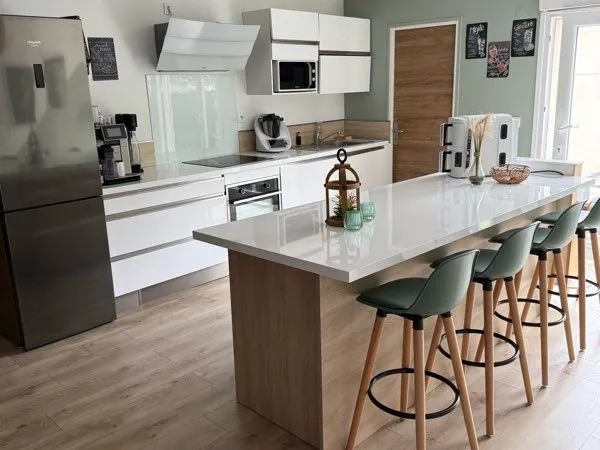 Maison récente 133 m² - 3 chambres - Prestations modernes - Sous garantie décennale