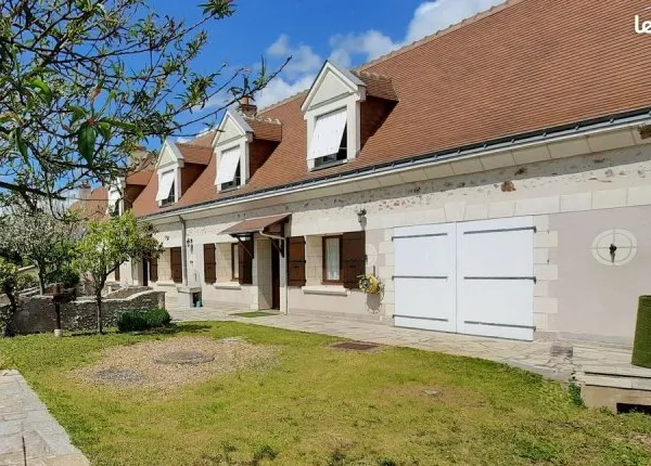 TRES BELLE MAISON AVEC CACHET, 5 chambres, 8 pièces-215m²