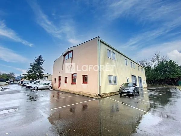 Local commercial 452 m²