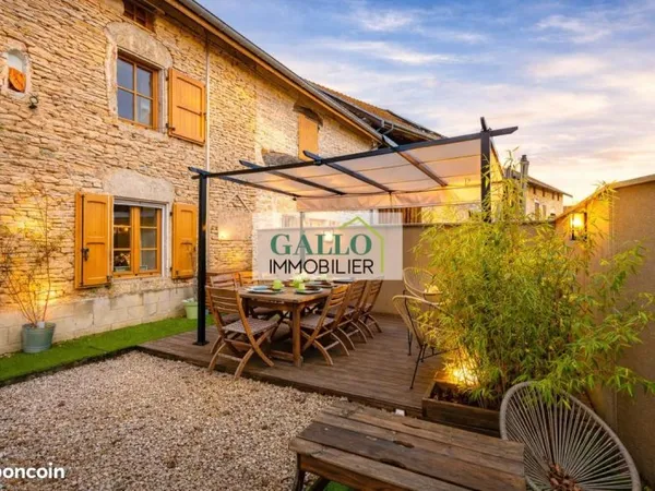 Maison 5 pièces 121 m²