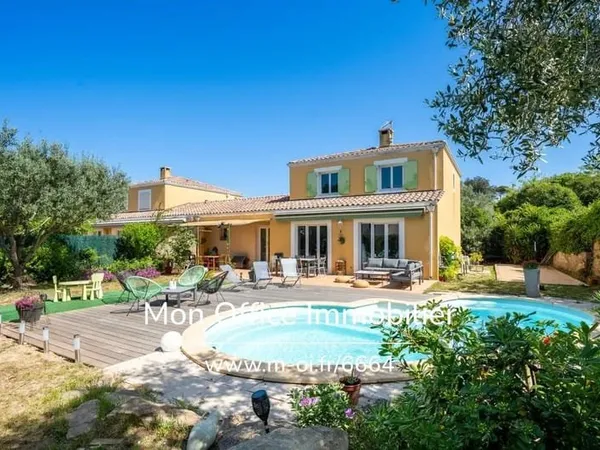 Référence : 6664-Nzw - Maison 4 chambres - piscine, jardin, garage