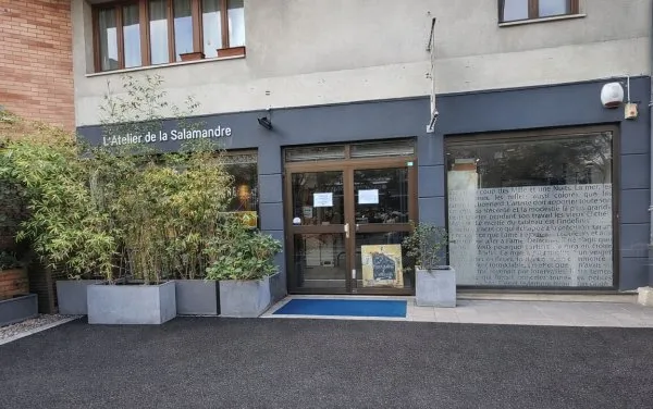 Local commercial à louer à Chelles 65 m² en rez-de-chaussée