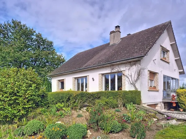 Maison sur sous-sol complet 3 chambres
