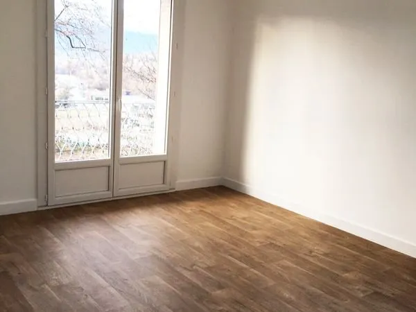 Loue Appartement T2 45m2 Chambéry Centre
