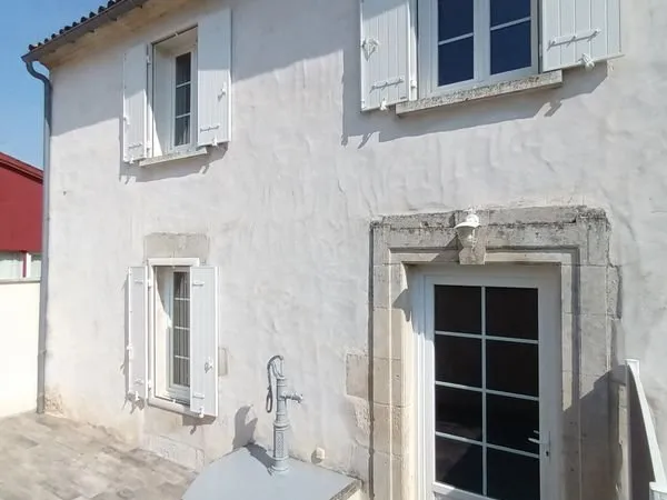 Maison meublée 5 pièces 133 M2 disponible à partir du 01/06/2026