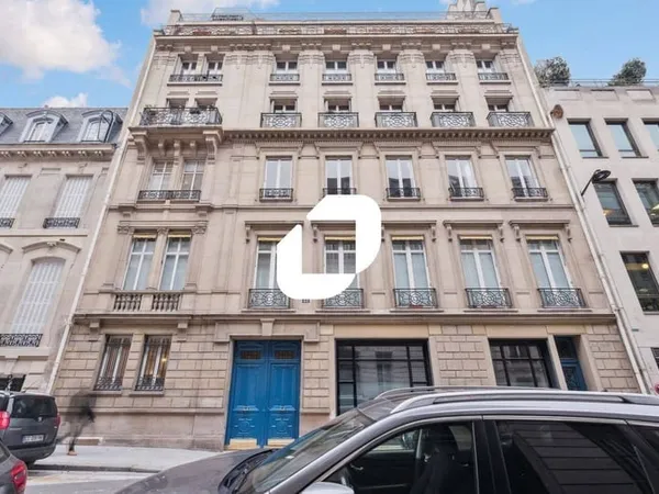 Bureaux 136 m²