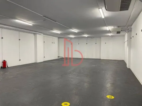 Bureaux 410 m²