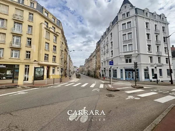 Plateau de 146 m2, 2 appartements sur le même palier, idéal,