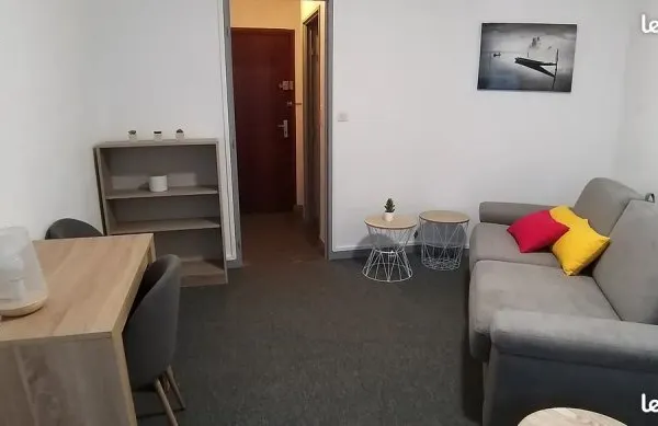 Particulier loue studio meublé