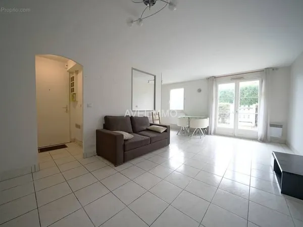 Appartement F2 jardin