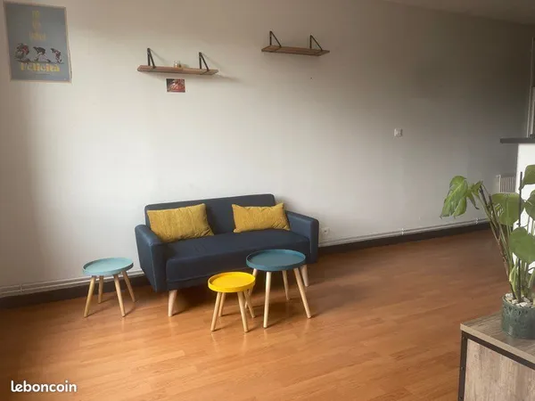 Joli studio meublé Charnay centre