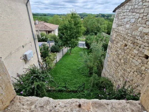 Maison 2 pièces 75 m²