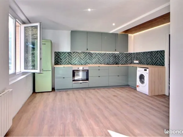 Une chambre a louer dans colocation