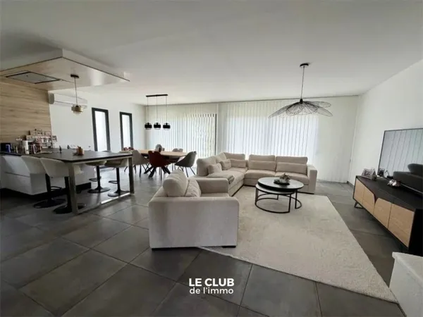 Maison de luxe 6 pièces 210 m²