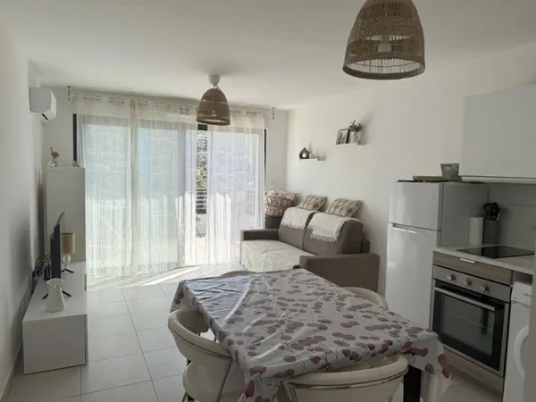 Propriano , appartement 2 pièce(s) 44 m2, terrasse, et place de parking privative