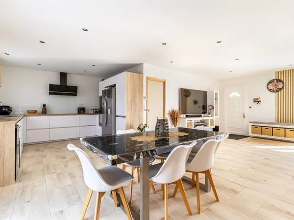 Maison T4, plain-pied, de 90 m²
