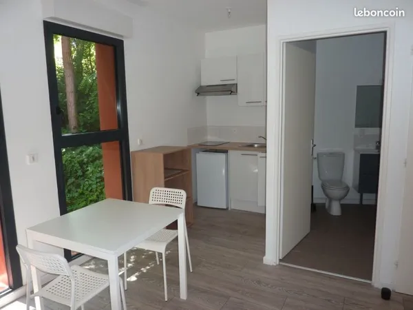 Studio. Secteur clinique du pré / Université / Hopital