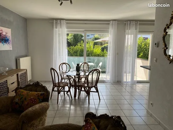 Haut d'Evian 800 m du centre, location T2 meublé - 50 m² avec balcon/terrasse