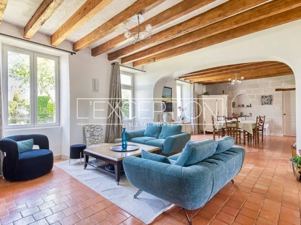 MURS ERIGNE : Propriété de charme du XIXème avec piscine et dé