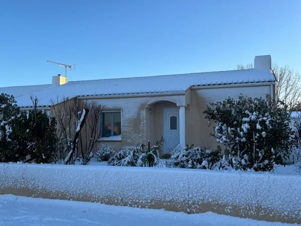 Collocation, maison individuelle avec jardin