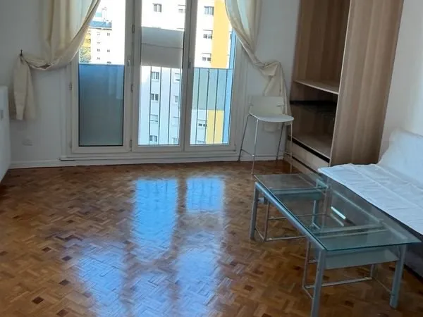 Cherchons 3 colocataires