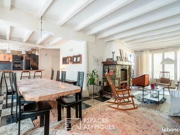 Maison 7 pièces 225 m²